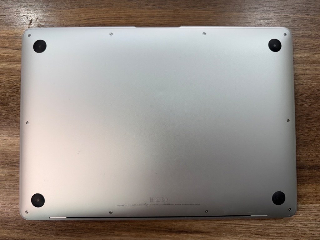 Apple Macbook Air M1 2020 - Detay 5