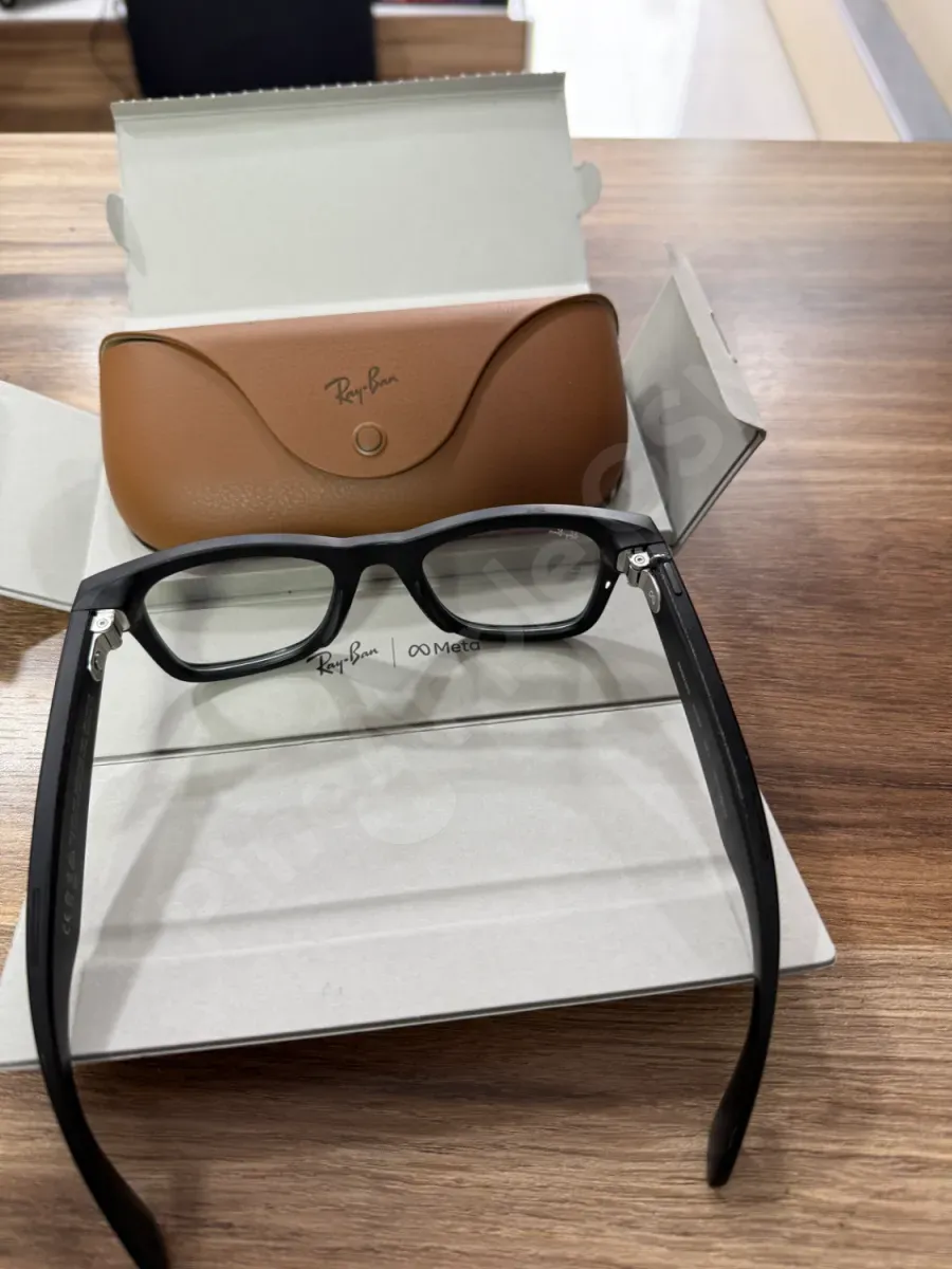 Ray-Ban Meta Menteşe Kırıkları Sonrası